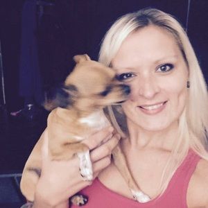 Meet your Posher, Viktoria